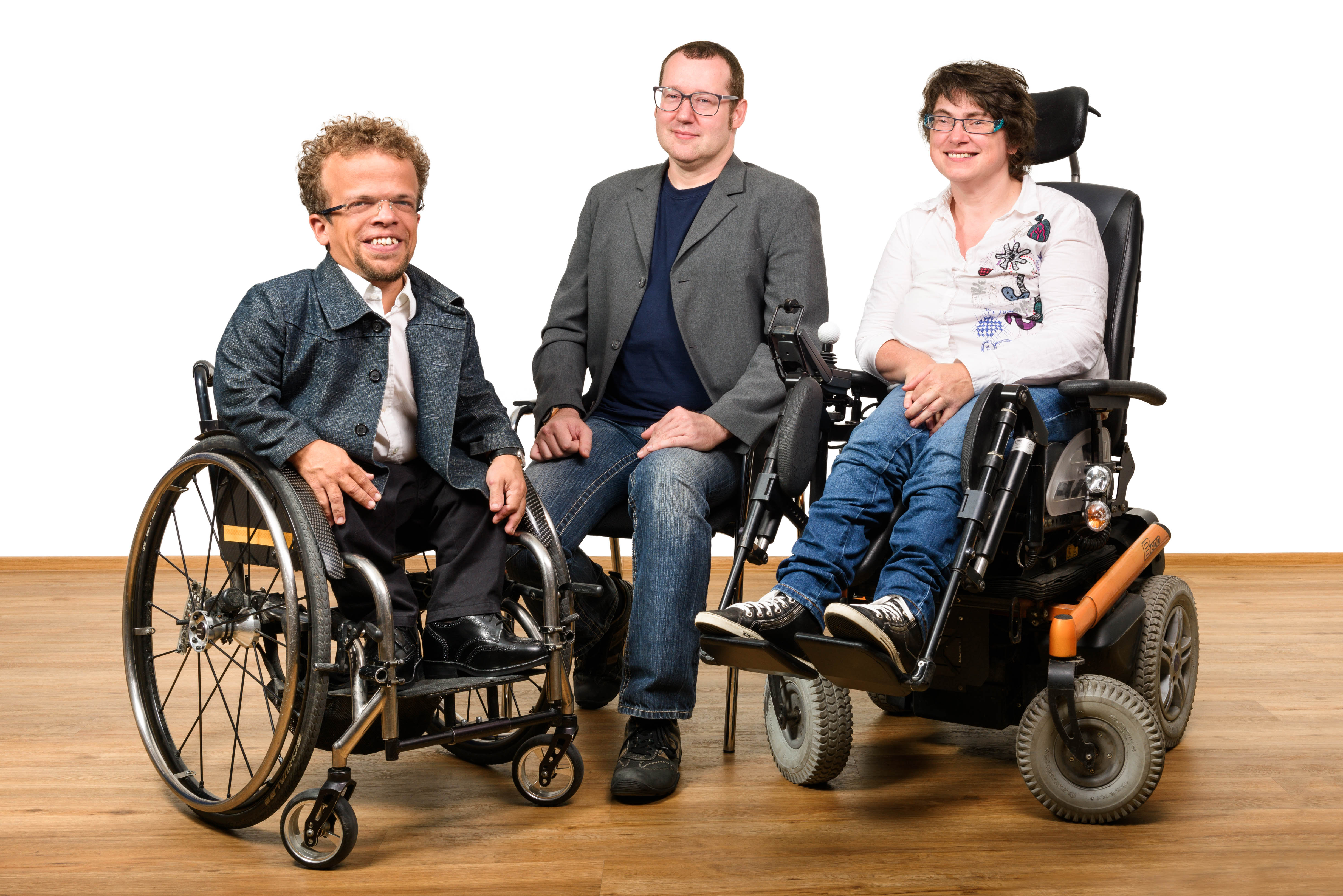 Die WAG Assistenzgenossenschaft lädt anlässlich des 15-jährigen Bestehens die Politik zum Weiterdenken über Persönliche Assistenz ein. Behindertensprecher_innen der Parlamentsparteien und Vertreter_innen der Selbstbestimmt Leben-Bewegung diskutieren am Podium. Die Parteien sind eingeladen vor der Nationalratswahl Stellung zu beziehen.